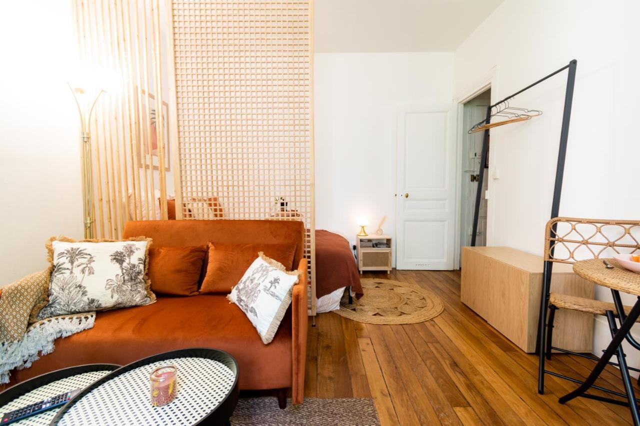 Cosy Et Comfort Studio Equipe A Clichy 5 Min Metro Exteriér fotografie