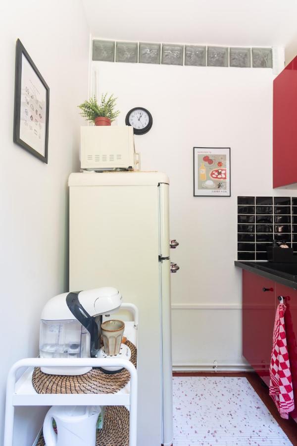 Cosy Et Comfort Studio Equipe A Clichy 5 Min Metro Exteriér fotografie